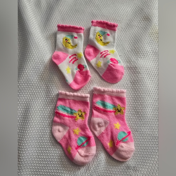 Other - 🚨3/30% OFF🚨2 Baby/Toddler Socks